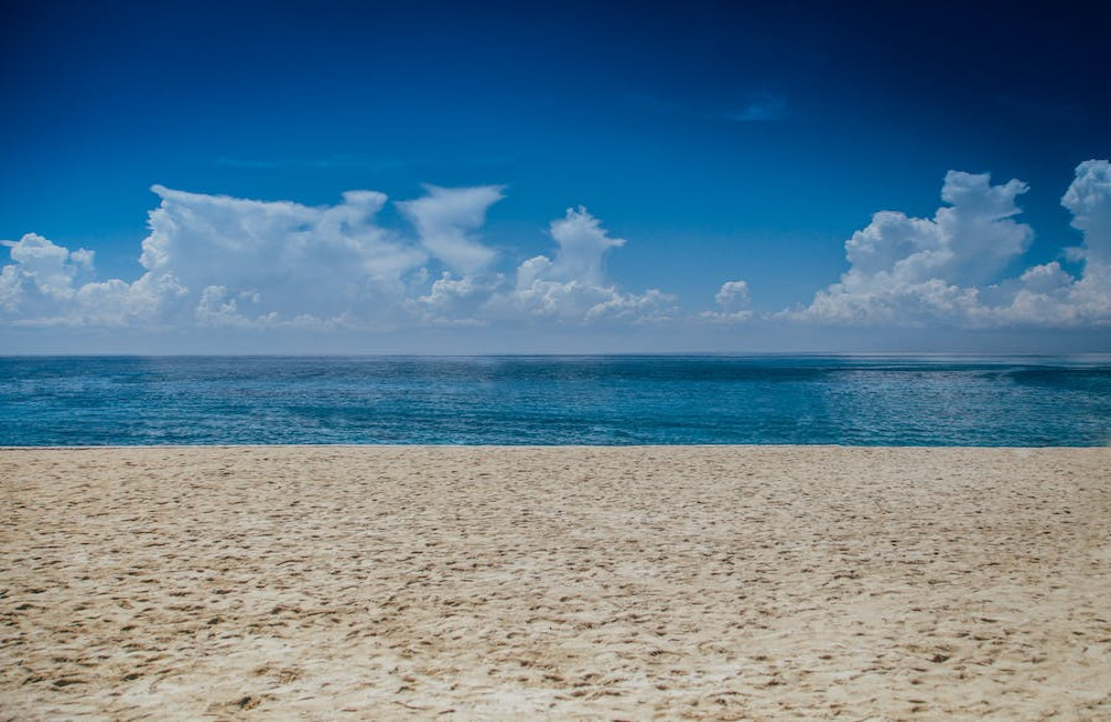 De beste verborgen stranden van Europa die je moet ontdekken
